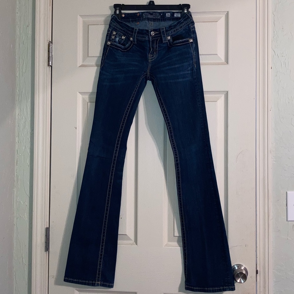 Miss Me boot cut jeans. Size 26.
